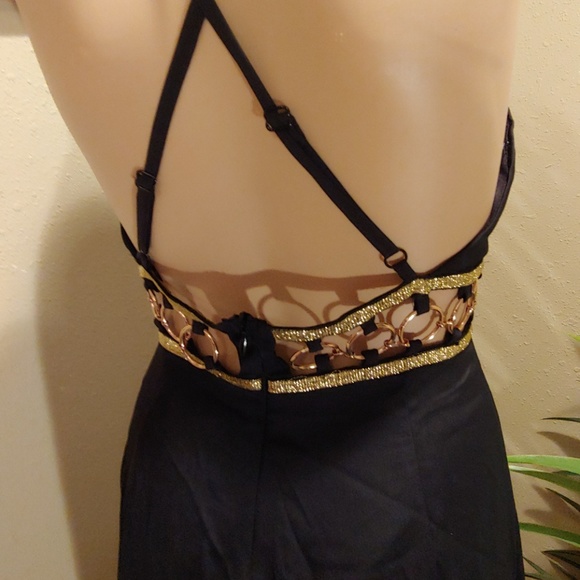 CUTOUT JUMPSUIT - Picture 5 of 6